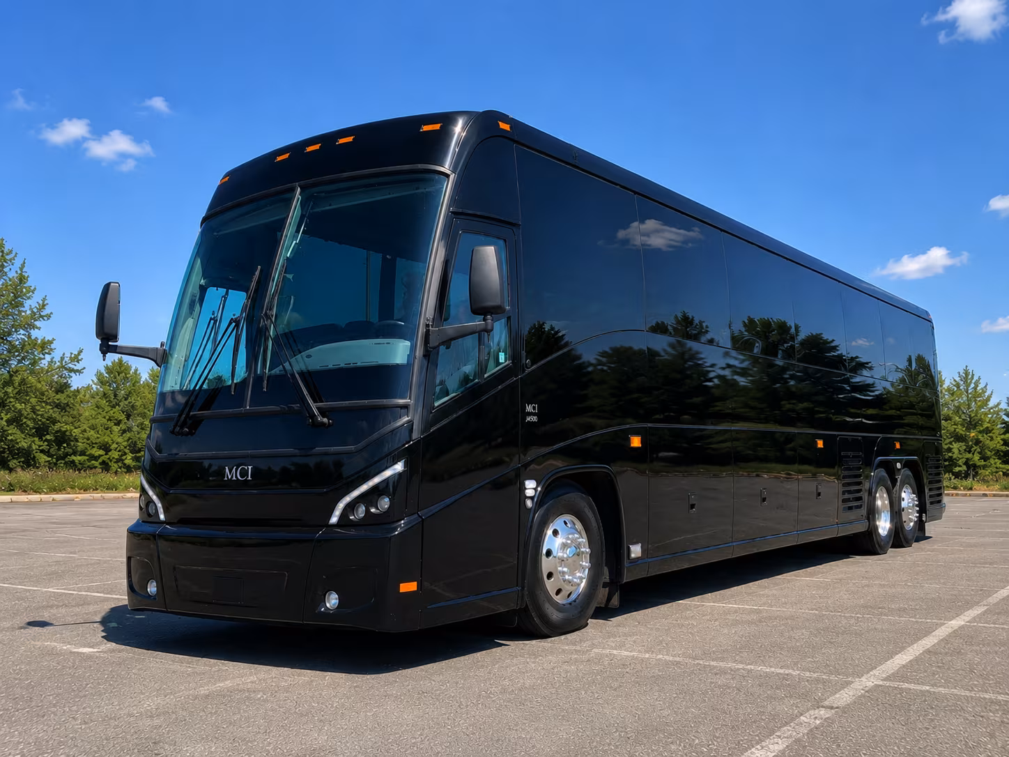 lakeland charter bus services exterior